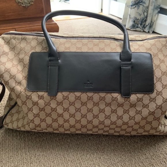 gucci overnight bag
